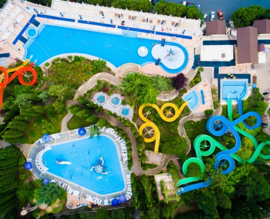 Аквапарк в Крыму в Алуште для взрослых и детей