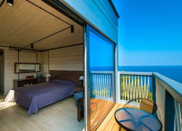 Коттеджи в Крыму в Алуште, комплекс «Миндальная Роща»