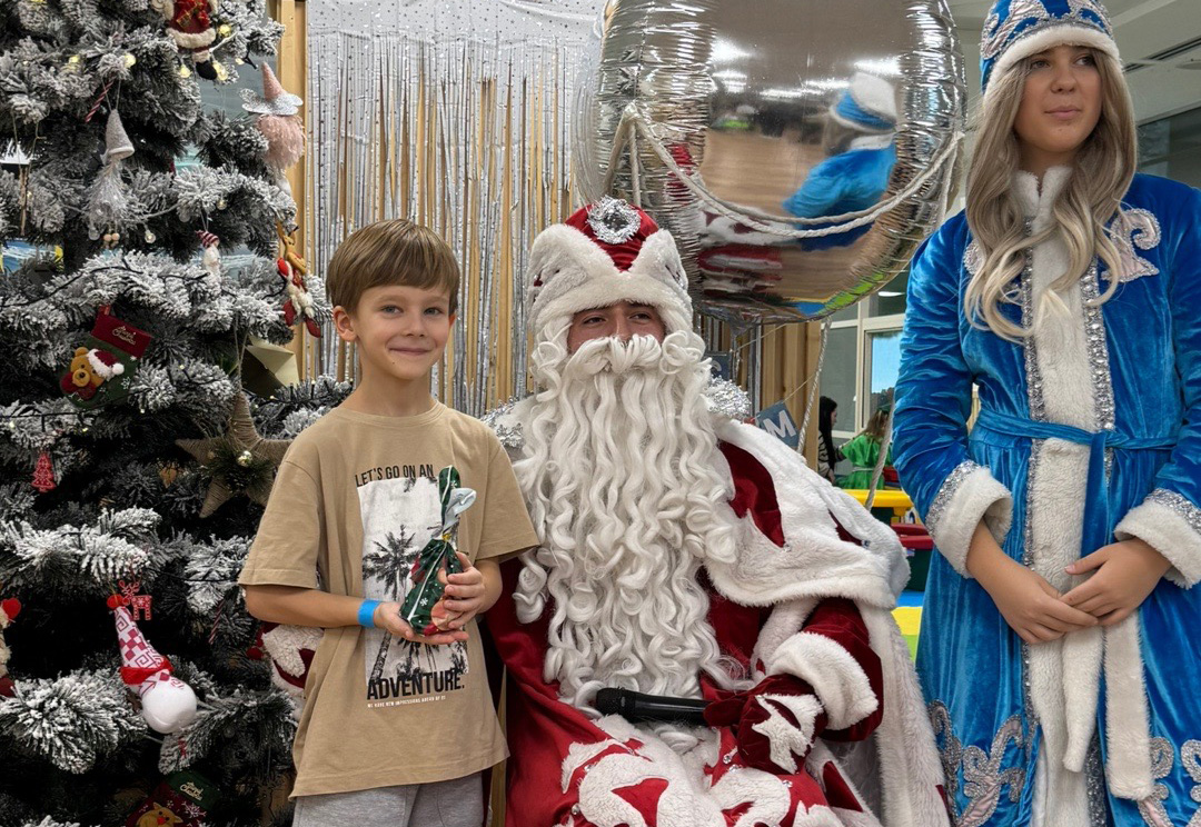 Анимационная программа на новогодние каникулы в Алуште, комплекс «Миндальная Роща»