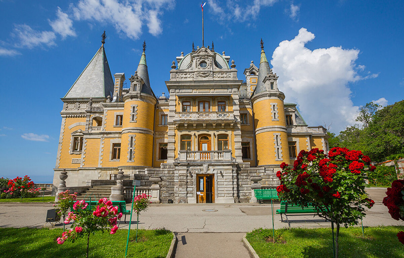 Фото №1 Экскурсии в Алуште - Миндалина Роща, Крым